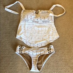 Becca crochet bikini 👙